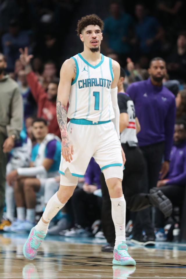 九游娱乐 -国际比赛日夏洛特黄蜂备战全明星赛，迎来里程碑细节曝光，气氛紧张，球探报告显示潜力的简单介绍